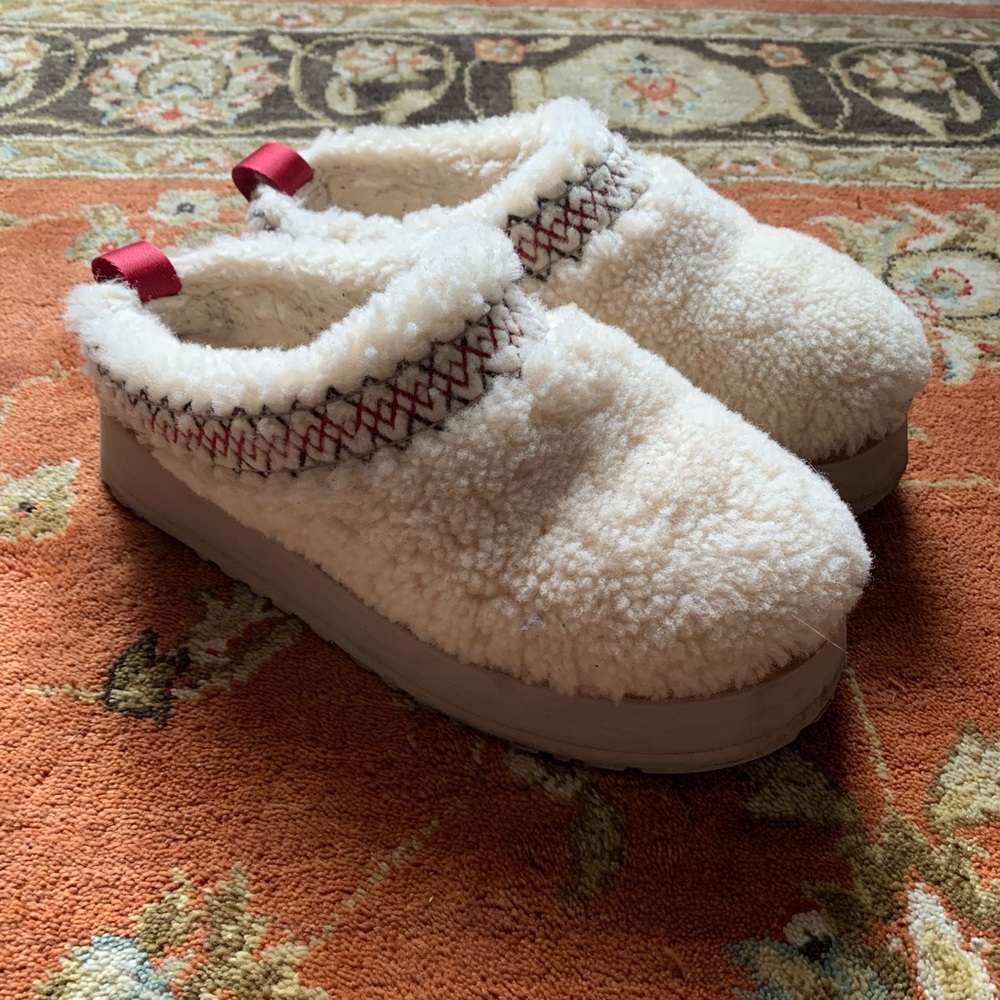 Ugg Tazz Platform Fur Slippers/Clogs - Women's Size 9